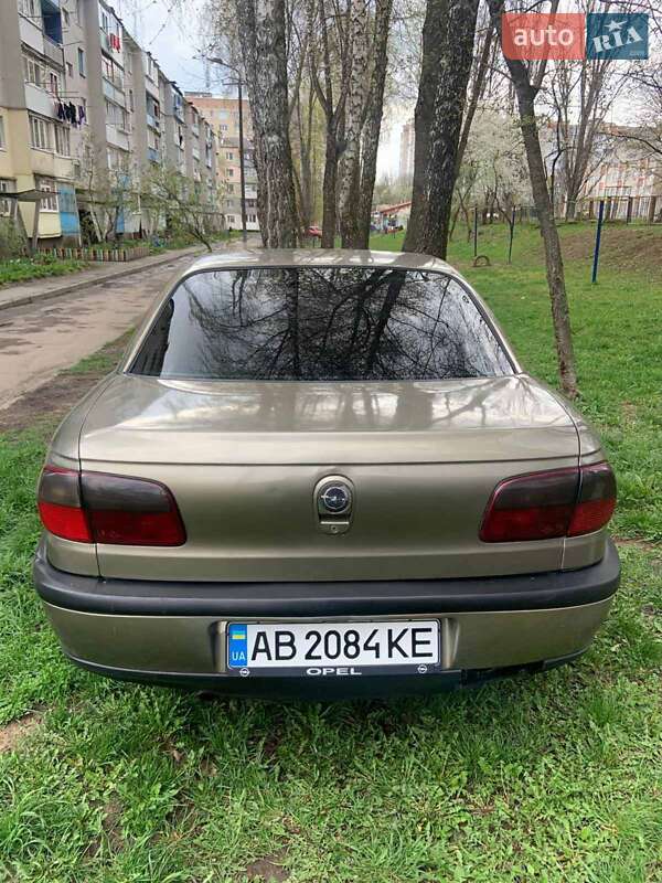 Седан Opel Omega 1998 в Вінниці