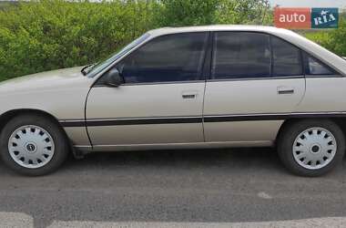 Седан Opel Omega 1987 в Виннице