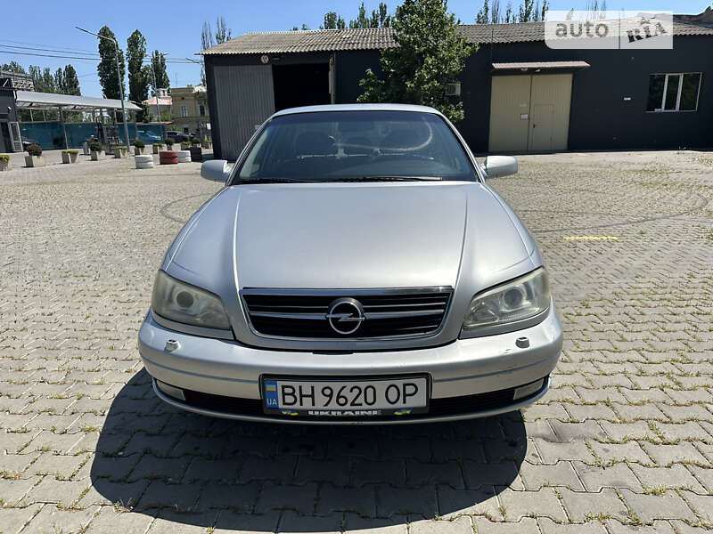 Седан Opel Omega 2000 в Одесі