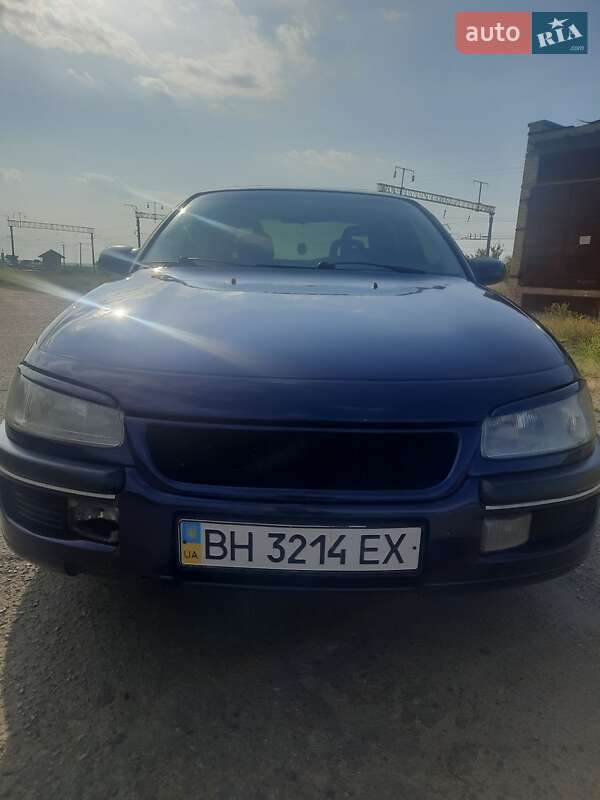 Седан Opel Omega 1995 в Роздільній