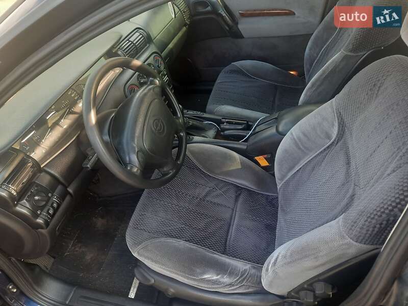 Седан Opel Omega 1995 в Роздільній