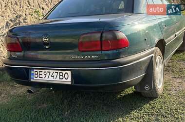 Седан Opel Omega 1996 в Вознесенске