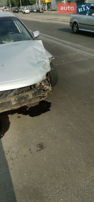 Седан Opel Omega 1999 в Києві фото 5 Седан Opel Omega 1999 в Києві