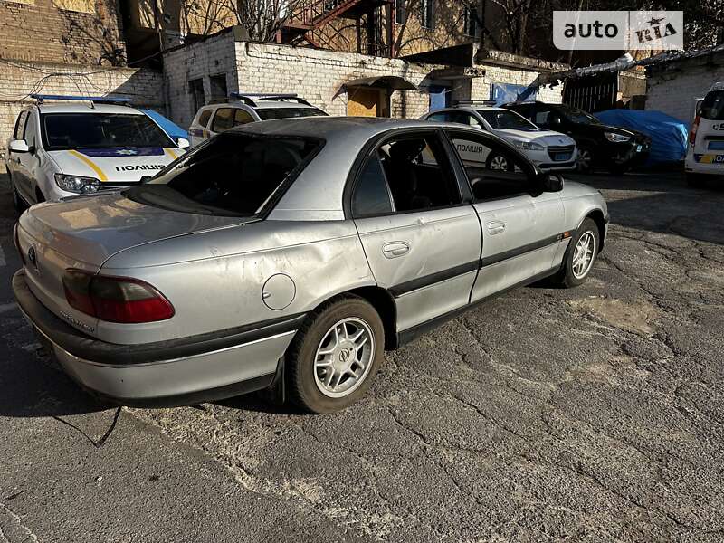 Седан Opel Omega 1998 в Кривом Роге