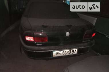 Седан Opel Omega 1996 в Каменском