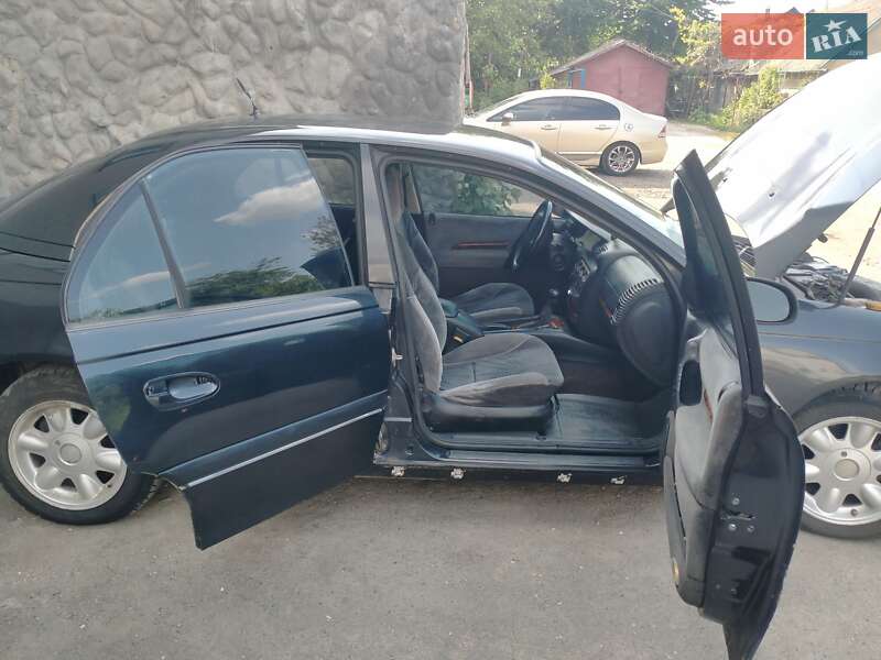 Седан Opel Omega 1994 в Ярмолинцах