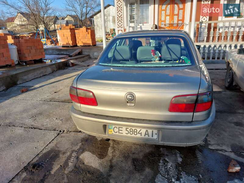 Седан Opel Omega 1996 в Черновцах