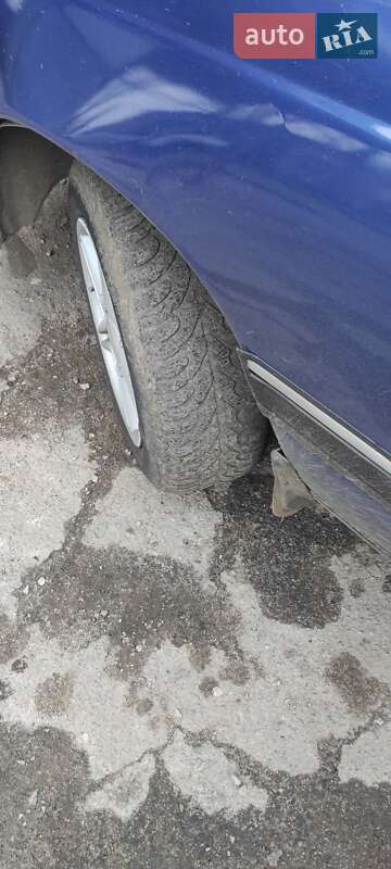 Седан Opel Omega 1992 в Покрове