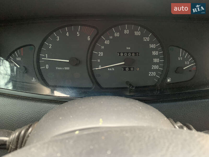 Універсал Opel Omega 2003 в Києві