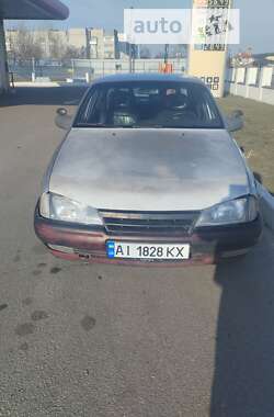 Седан Opel Omega 1989 в Києві