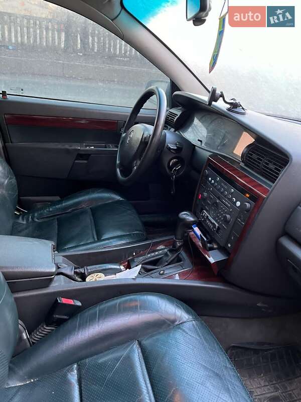 Седан Opel Omega 2001 в Киеве фото 3 Седан Opel Omega 2001 в Киеве