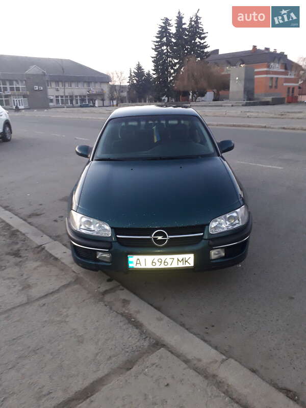 Седан Opel Omega 1996 в Жашкове