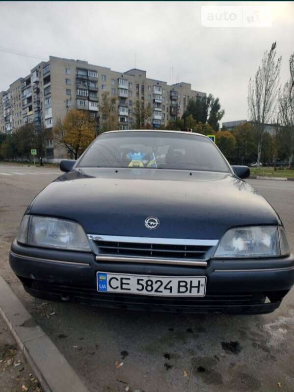 Седан Opel Omega 1990 в Бурыни