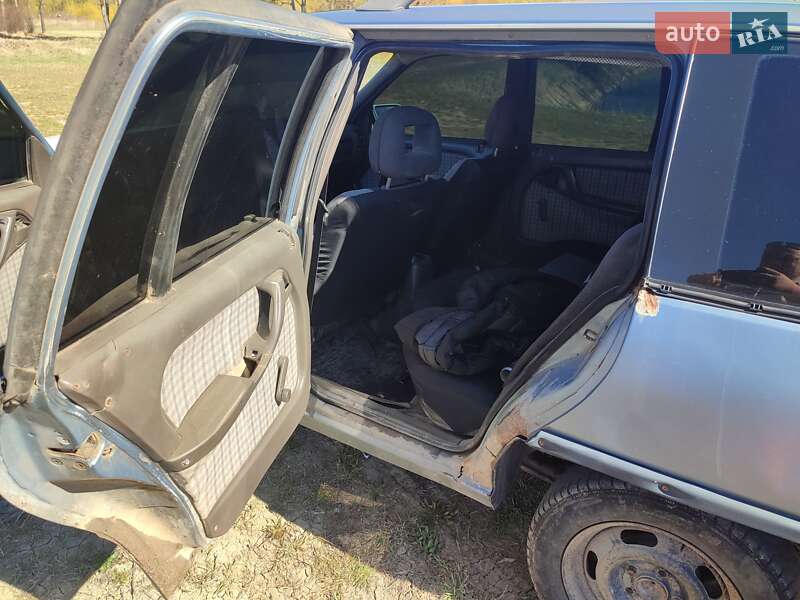 Универсал Opel Omega 1988 в Хотине