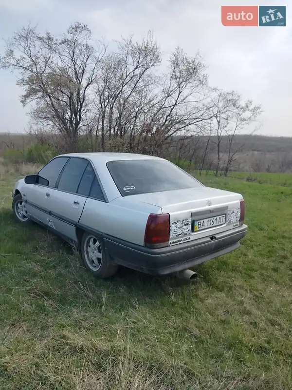 Opel Omega 1990 VIN W0L000016L1200298 фото оголошення 9 з 35