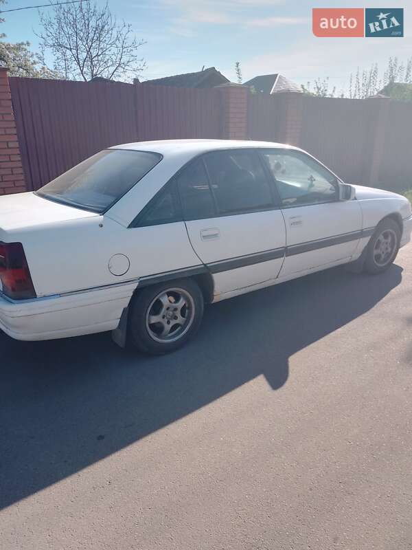 Седан Opel Omega 1991 в Житомире