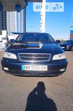 Седан Opel Omega 2001 в Киеве