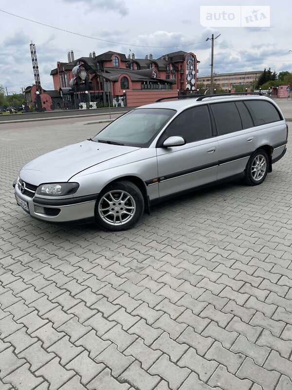 Универсал Opel Omega 1996 в Дрогобыче