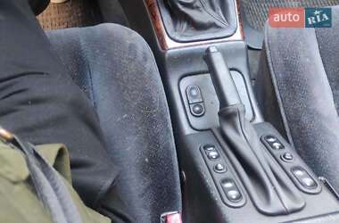 Седан Opel Omega 1993 в 