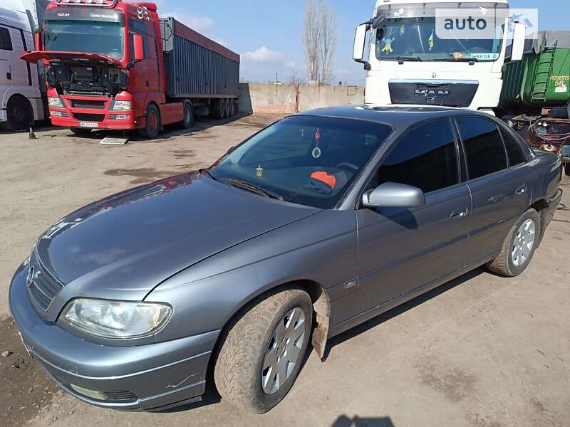 Opel Omega 2002