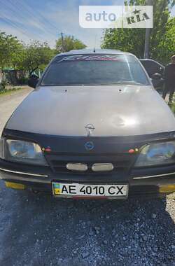 Седан Opel Omega 1987 в Дніпрі