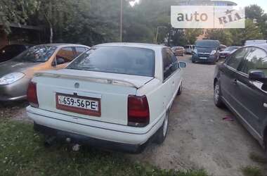 Седан Opel Omega 1990 в Ужгороде