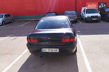 Седан Opel Omega 1995 в Луцьку