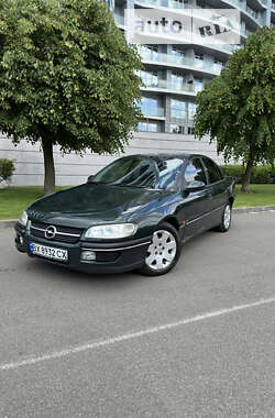 Седан Opel Omega 1995 в Киеве