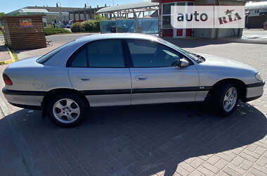 Седан Opel Omega 1999 в Рівному
