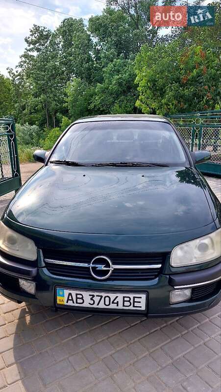 Седан Opel Omega 1998 в Бершаді