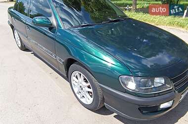 Седан Opel Omega 1998 в 