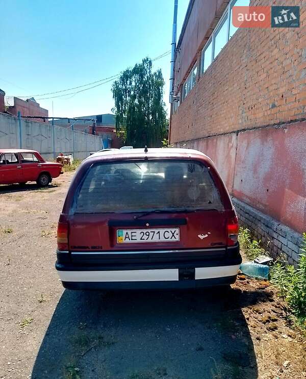 Универсал Opel Omega 1991 в Днепре