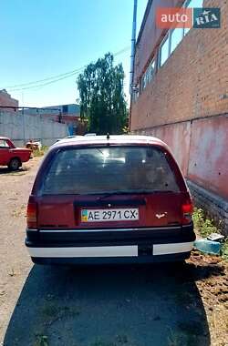 Универсал Opel Omega 1991 в Днепре