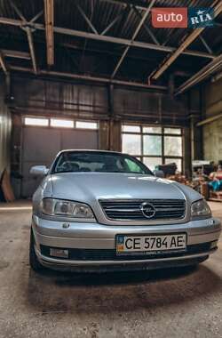 Седан Opel Omega 2000 в Чернівцях