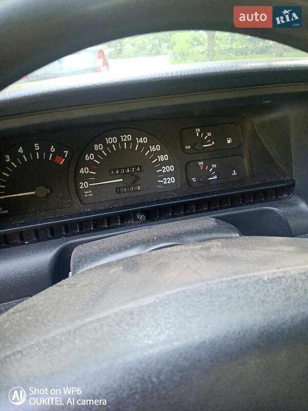 Седан Opel Omega 1993 в Днепре