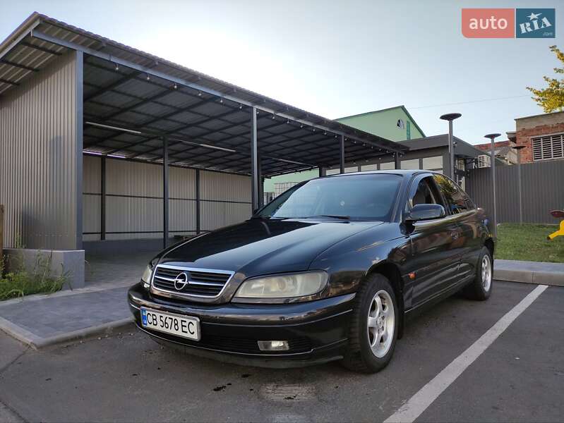 Седан Opel Omega 2000 в Чернігові