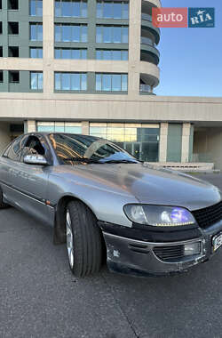 Седан Opel Omega 1995 в 