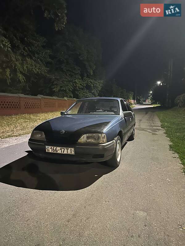 Седан Opel Omega 1987 в Виннице