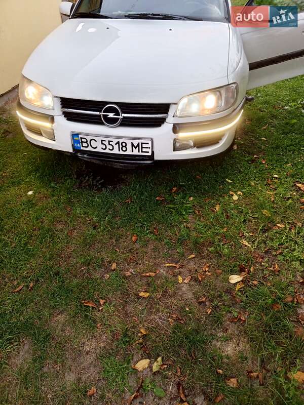 Универсал Opel Omega 1996 в Ковеле