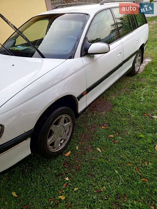 Універсал Opel Omega 1996 в 