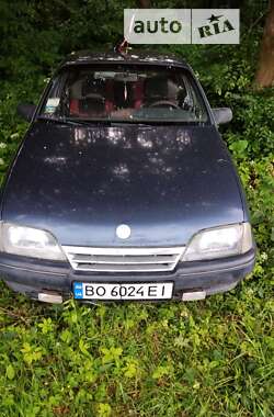 Седан Opel Omega 1988 в Заліщиках