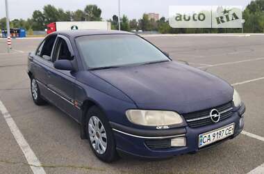 Седан Opel Omega 1998 в Киеве