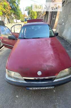 Седан Opel Omega 1993 в Одессе