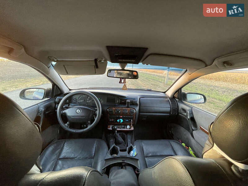 Универсал Opel Omega 1995 в Онуфриевке
