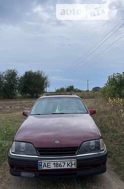 Универсал Opel Omega 1988 в Березане