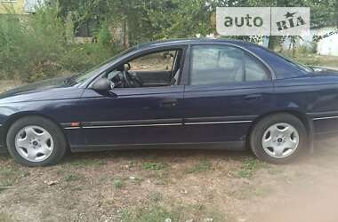 Седан Opel Omega 1994 в Павлограді