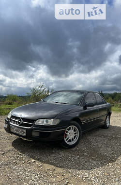 Седан Opel Omega 1998 в Старом Самборе