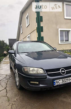 Седан Opel Omega 1995 в Нововолинську