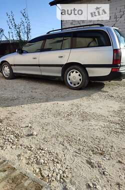 Универсал Opel Omega 1999 в Кременце