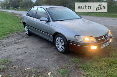 Седан Opel Omega 1995 в Млиніві